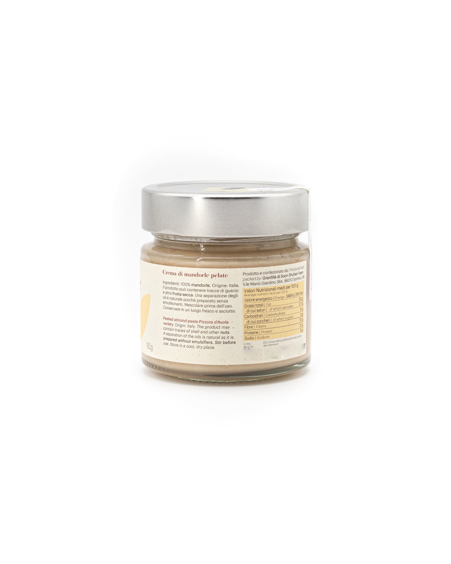 Crema of peeled almonds